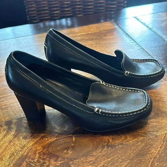 Hillard and Hanson block heel leather shoes Size 7.5 - Picture 2 of 6